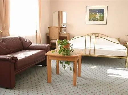 U Zlate Podkovy - At The Golden Horseshoe Apartmán