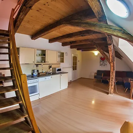 Apartmán U Zlate Podkovy - At The Golden Horseshoe Praha