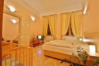 U Zlate Podkovy - At The Golden Horseshoe *